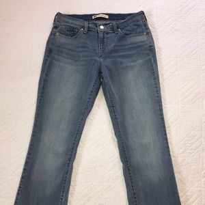 Levi's s 28/6. 505 straight leg.New without tags.